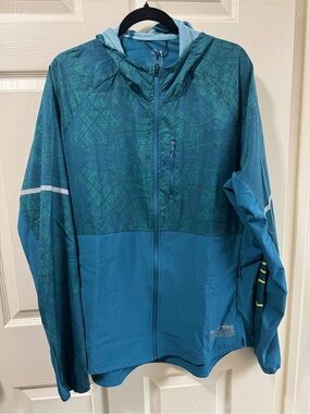 2018 Berlin Marathon Adidas Blue Geometric Hooded Jacket